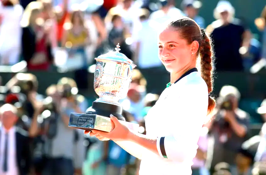The tennis and strategy that made Jelena Ostapenko a teenage Slam winner are revealed.